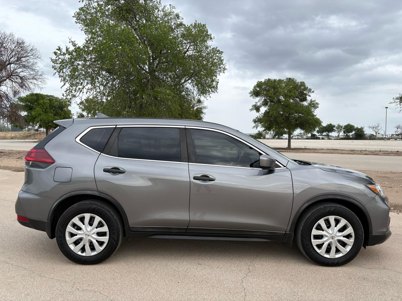 Nissan Rogue FWD SV 2018
