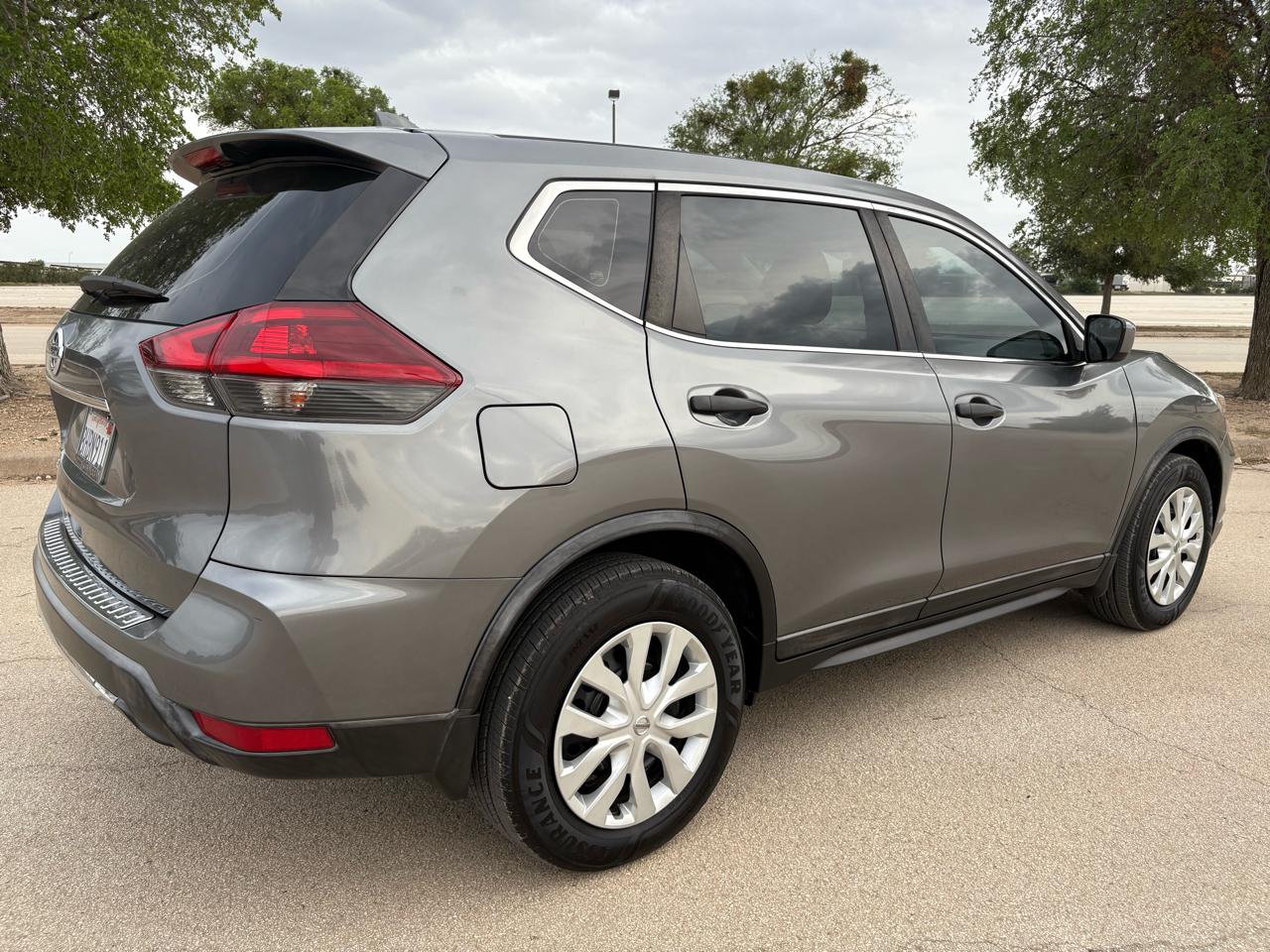 Nissan Rogue FWD SV 2018