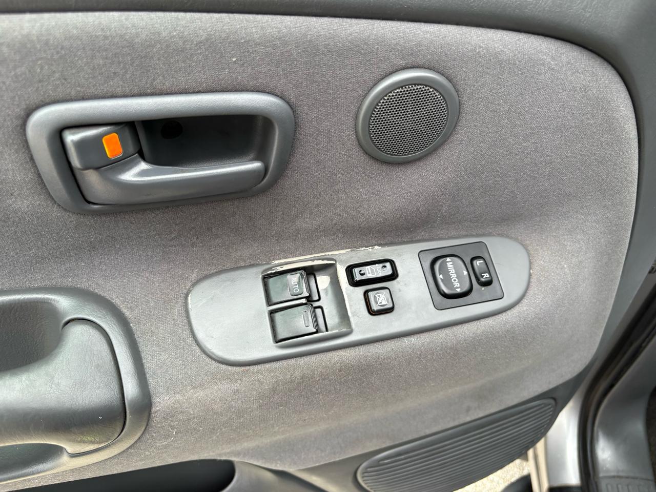 Toyota Tundra AccessCab V8 SR5 (Natl) 2005