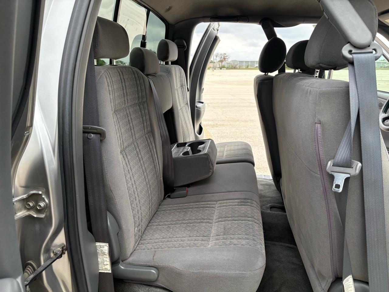 Toyota Tundra AccessCab V8 SR5 (Natl) 2005