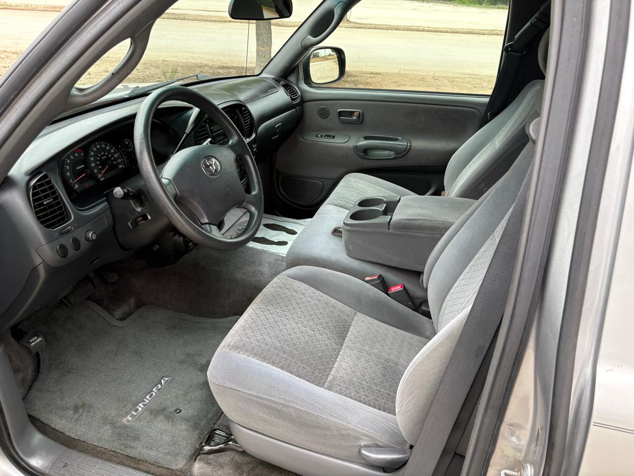 Toyota Tundra AccessCab V8 SR5 (Natl) 2005