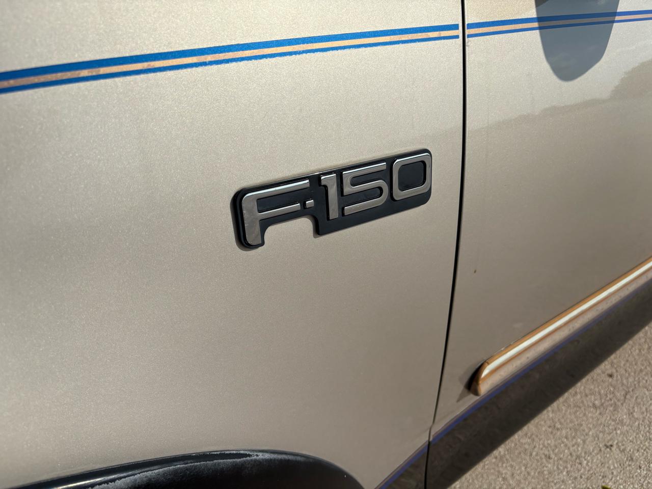 Ford F-150 Supercab 139" Lariat 1997