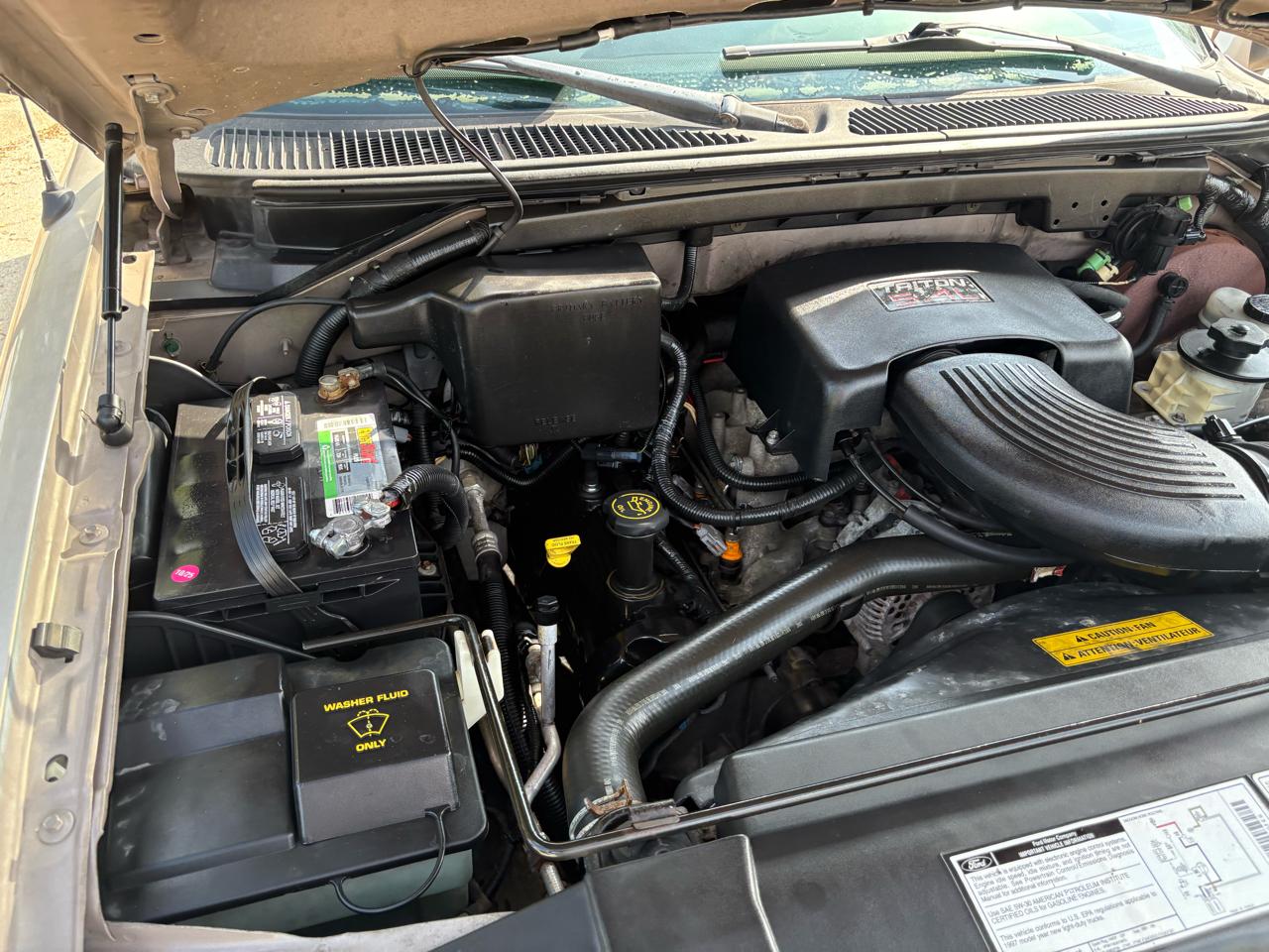 Ford F-150 Supercab 139" Lariat 1997