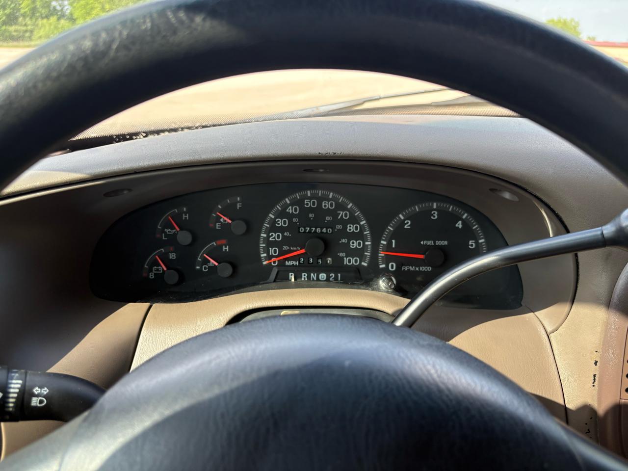 Ford F-150 Supercab 139" Lariat 1997