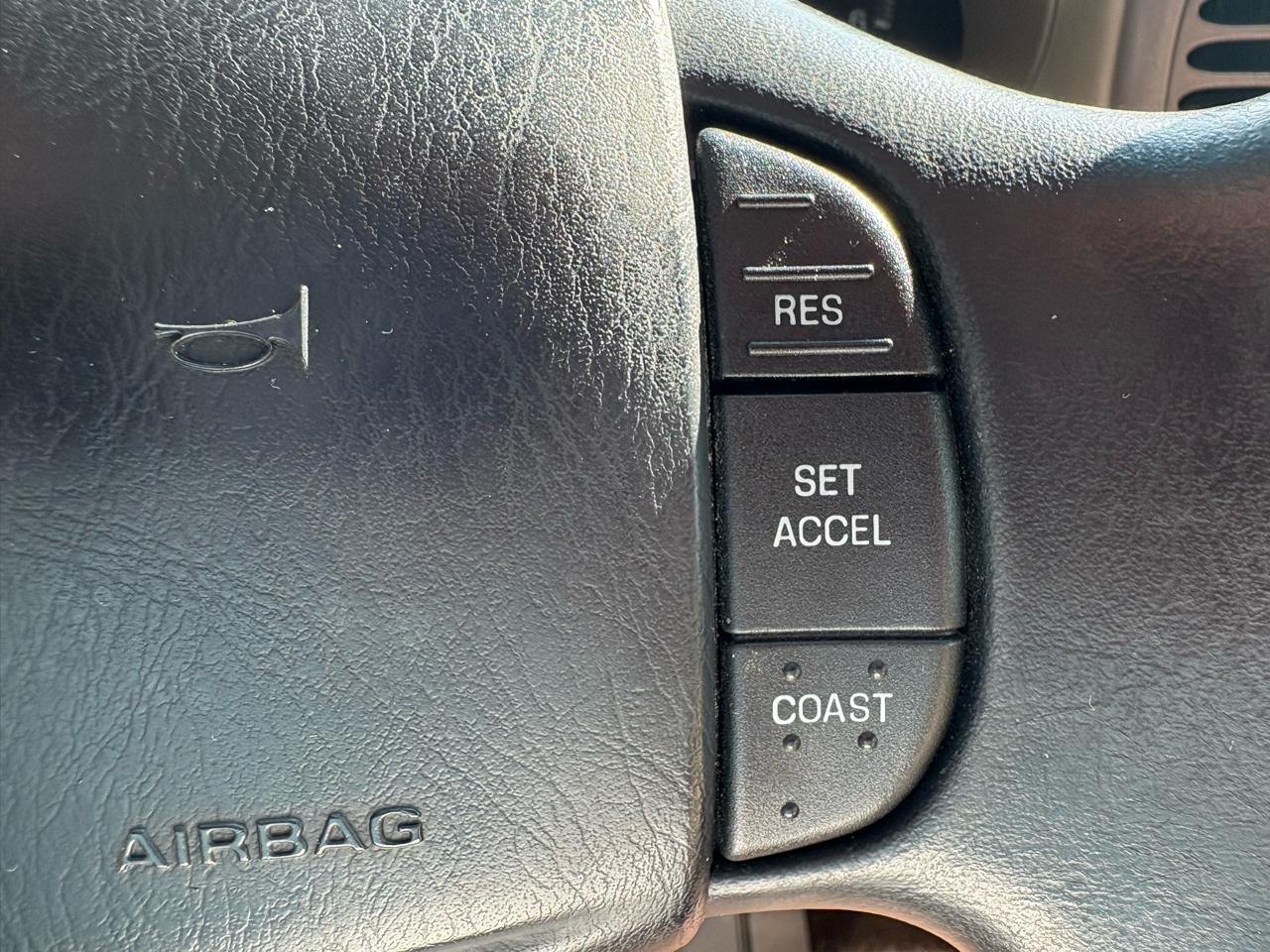 Ford F-150 Supercab 139" Lariat 1997