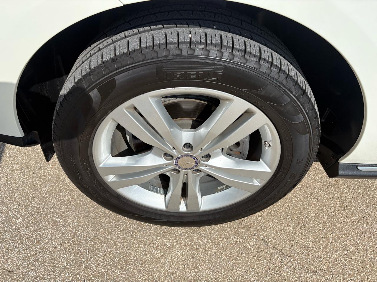 Mercedes-Benz M-Class 4MATIC 4dr ML 350 2012