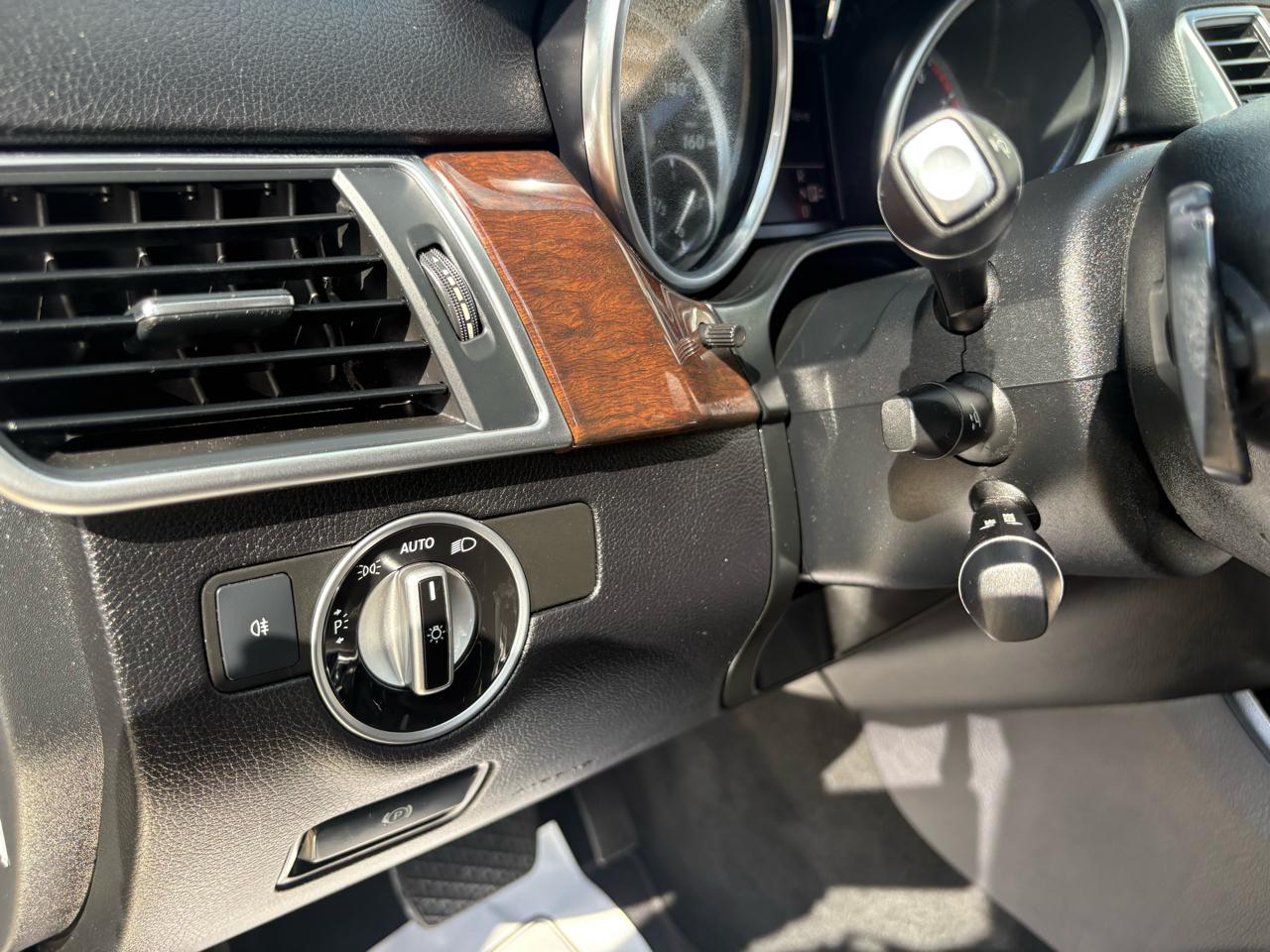 Mercedes-Benz M-Class 4MATIC 4dr ML 350 2012