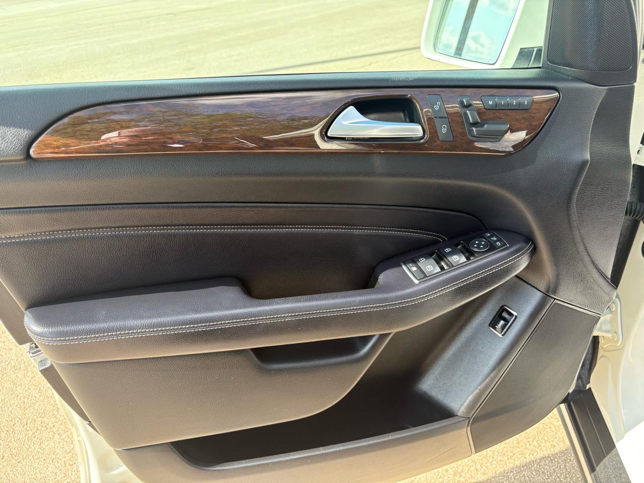 Mercedes-Benz M-Class 4MATIC 4dr ML 350 2012