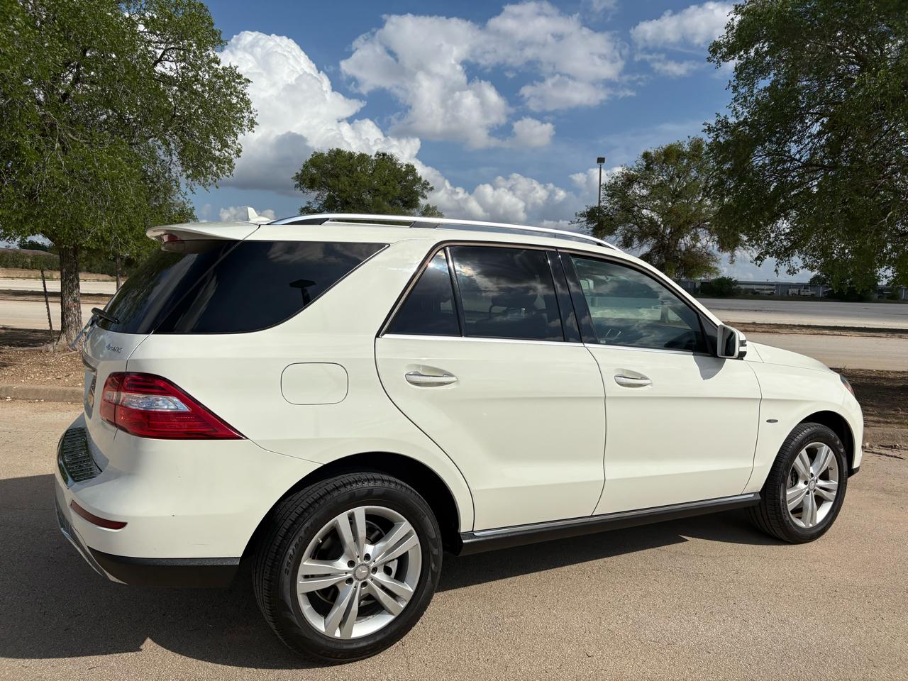 Mercedes-Benz M-Class 4MATIC 4dr ML 350 2012