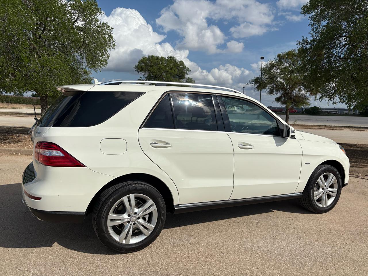 Mercedes-Benz M-Class 4MATIC 4dr ML 350 2012