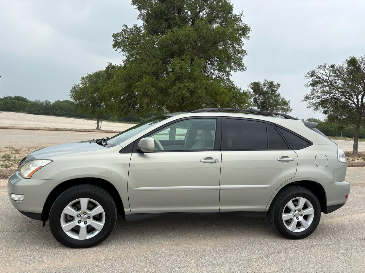 Lexus RX 330 4dr SUV AWD 2004