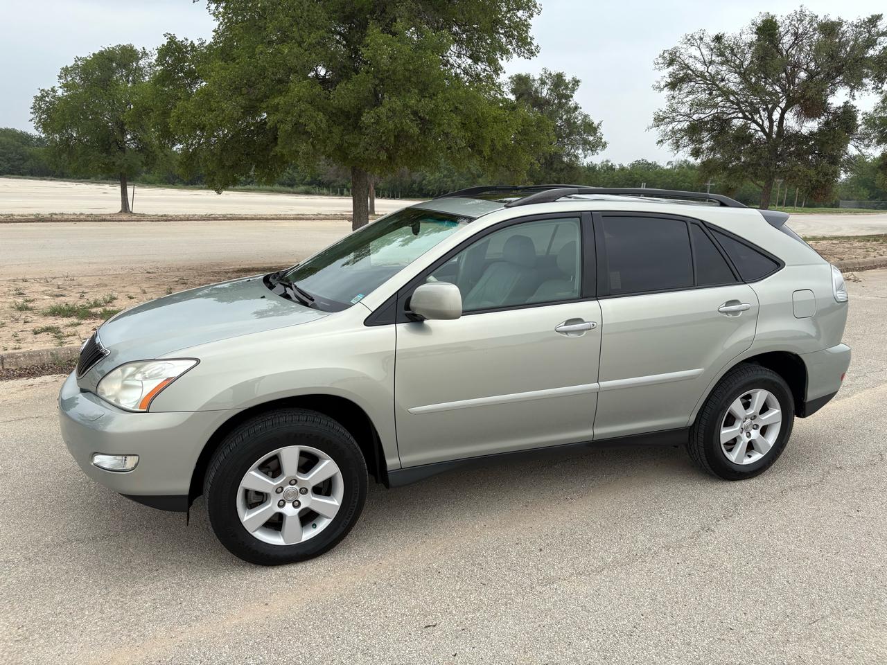 Lexus RX 330 4dr SUV AWD 2004
