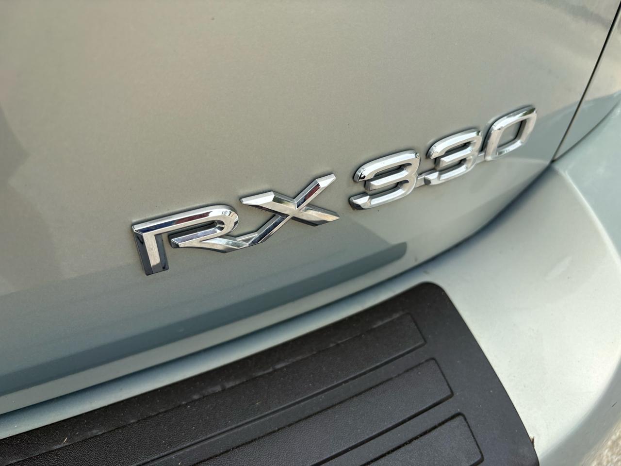 Lexus RX 330 4dr SUV AWD 2004
