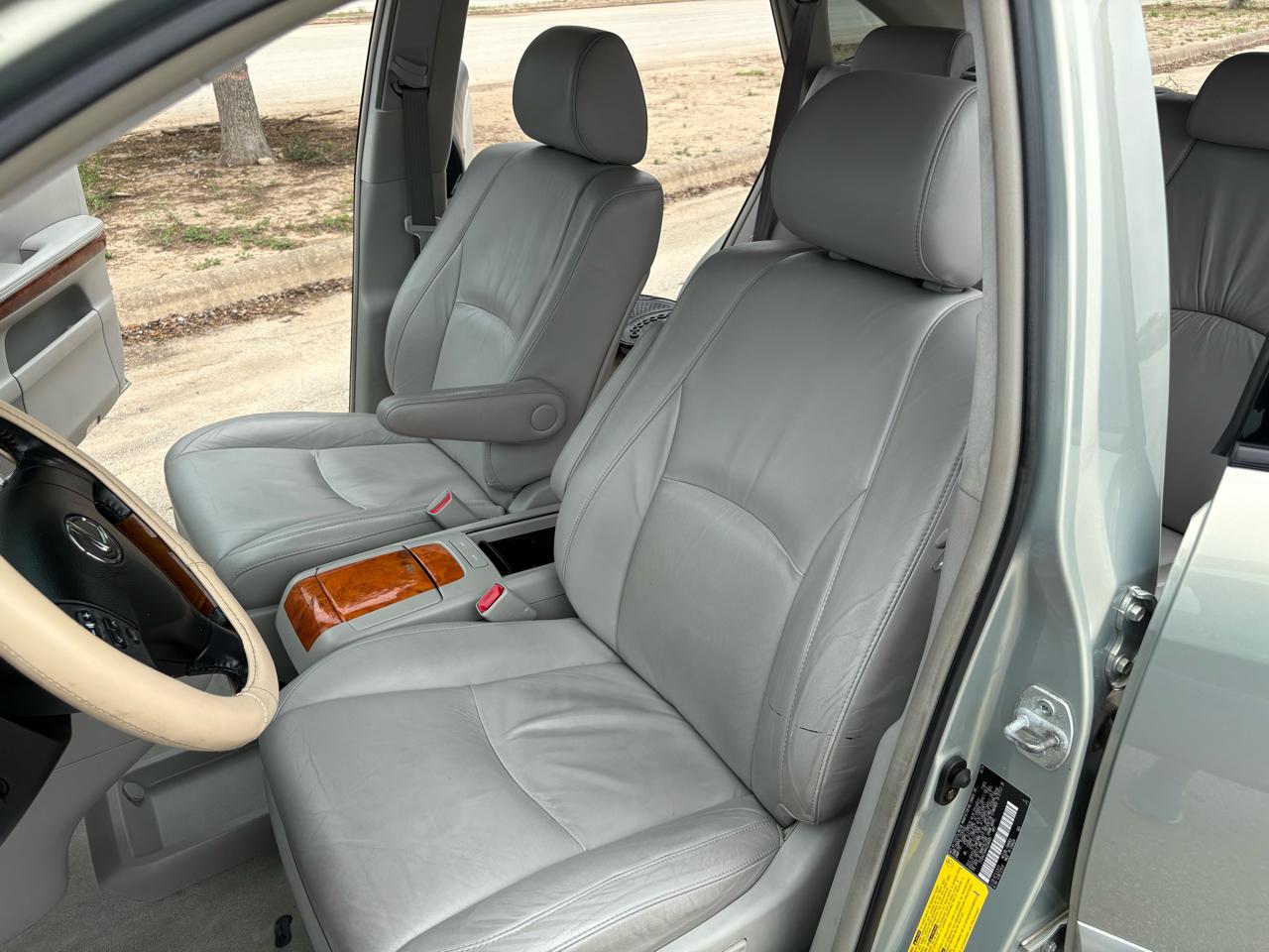 Lexus RX 330 4dr SUV AWD 2004