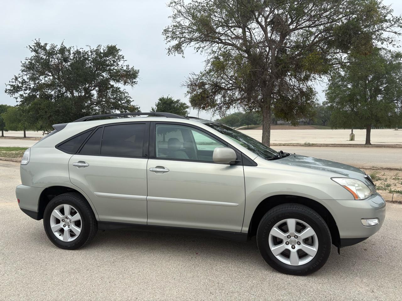 Lexus RX 330 4dr SUV AWD 2004