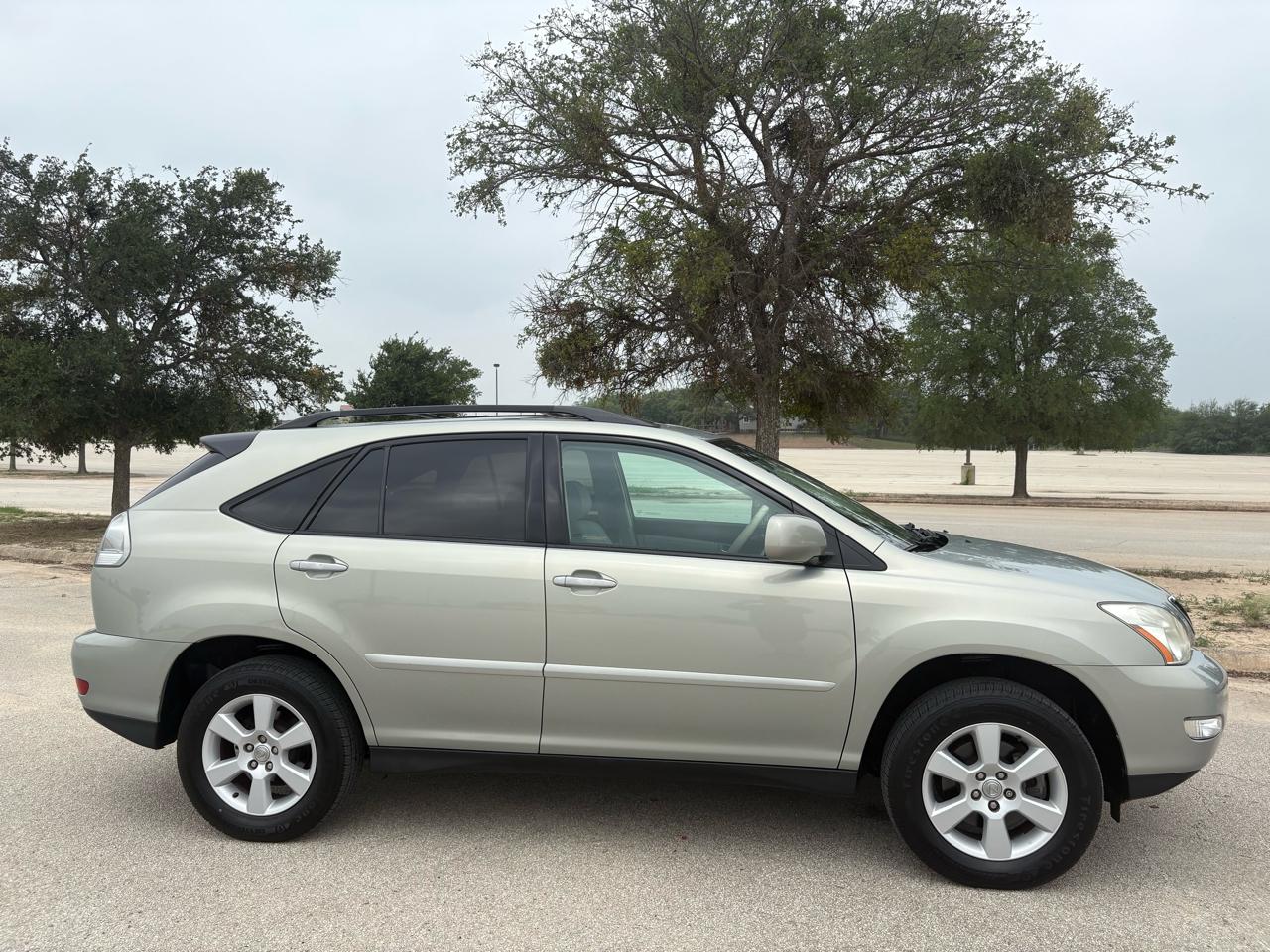 Lexus RX 330 4dr SUV AWD 2004