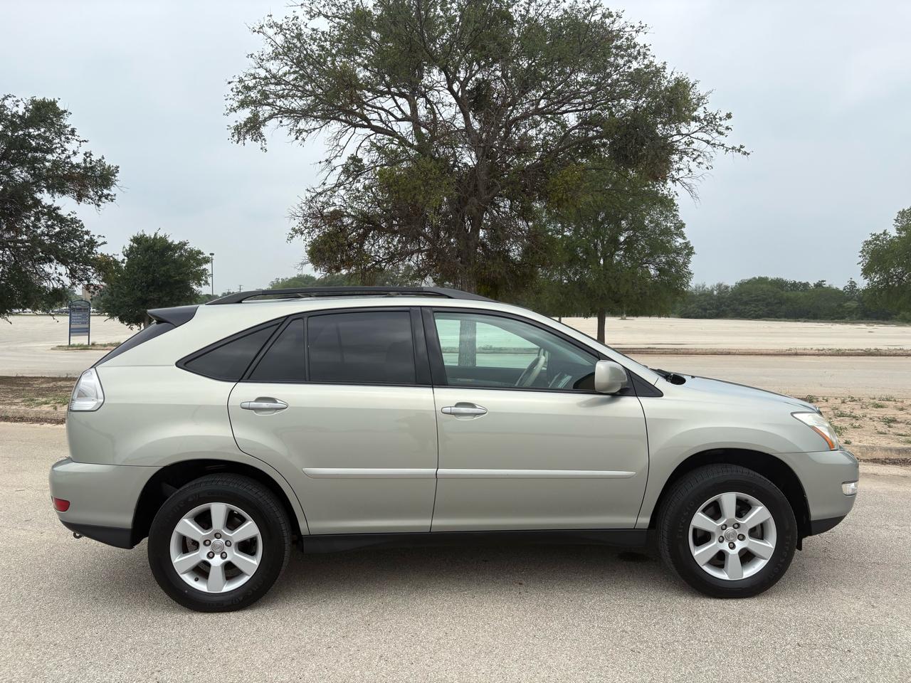 Lexus RX 330 4dr SUV AWD 2004