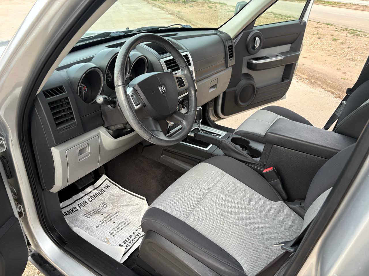 Dodge Nitro 2WD 4dr SLT 2008