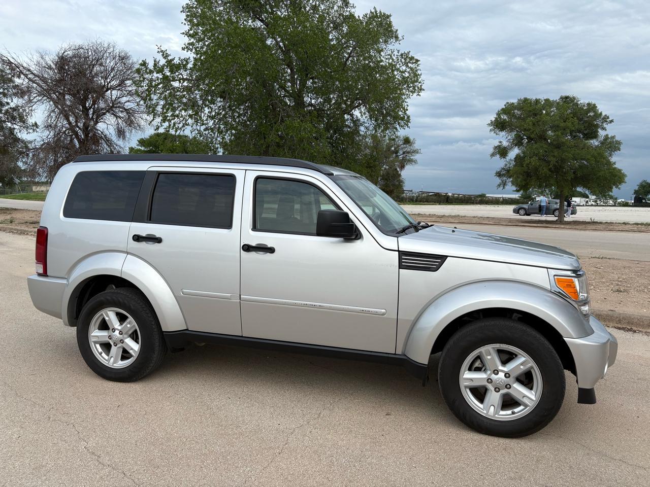 Dodge Nitro 2WD 4dr SLT 2008