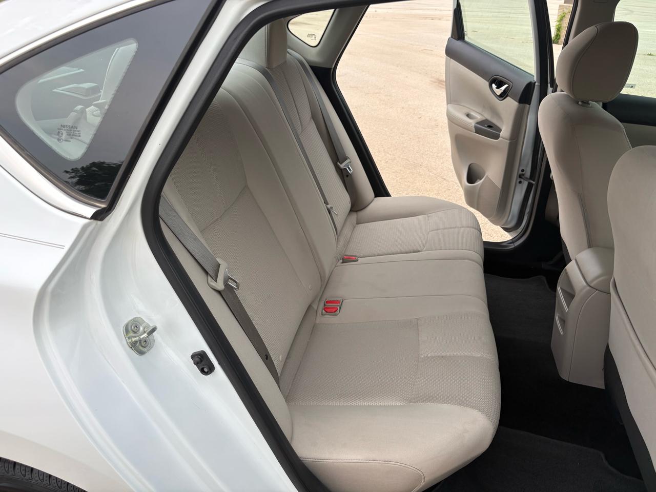 Nissan Sentra S CVT 2017