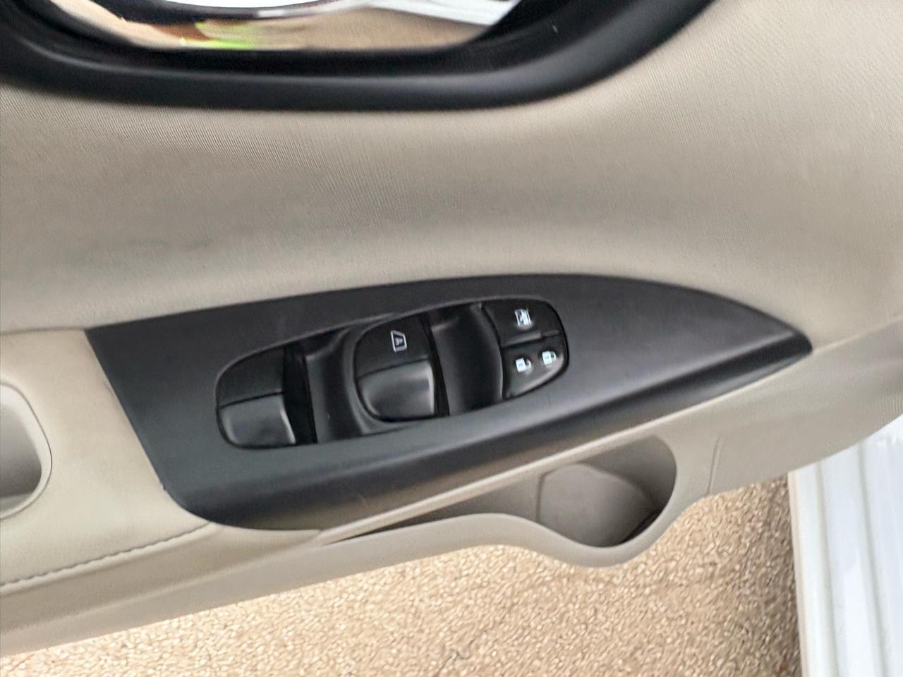 Nissan Sentra S CVT 2017