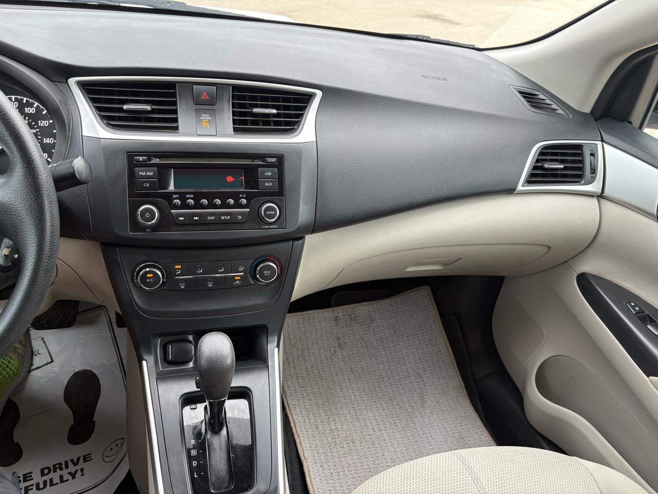 Nissan Sentra S CVT 2017