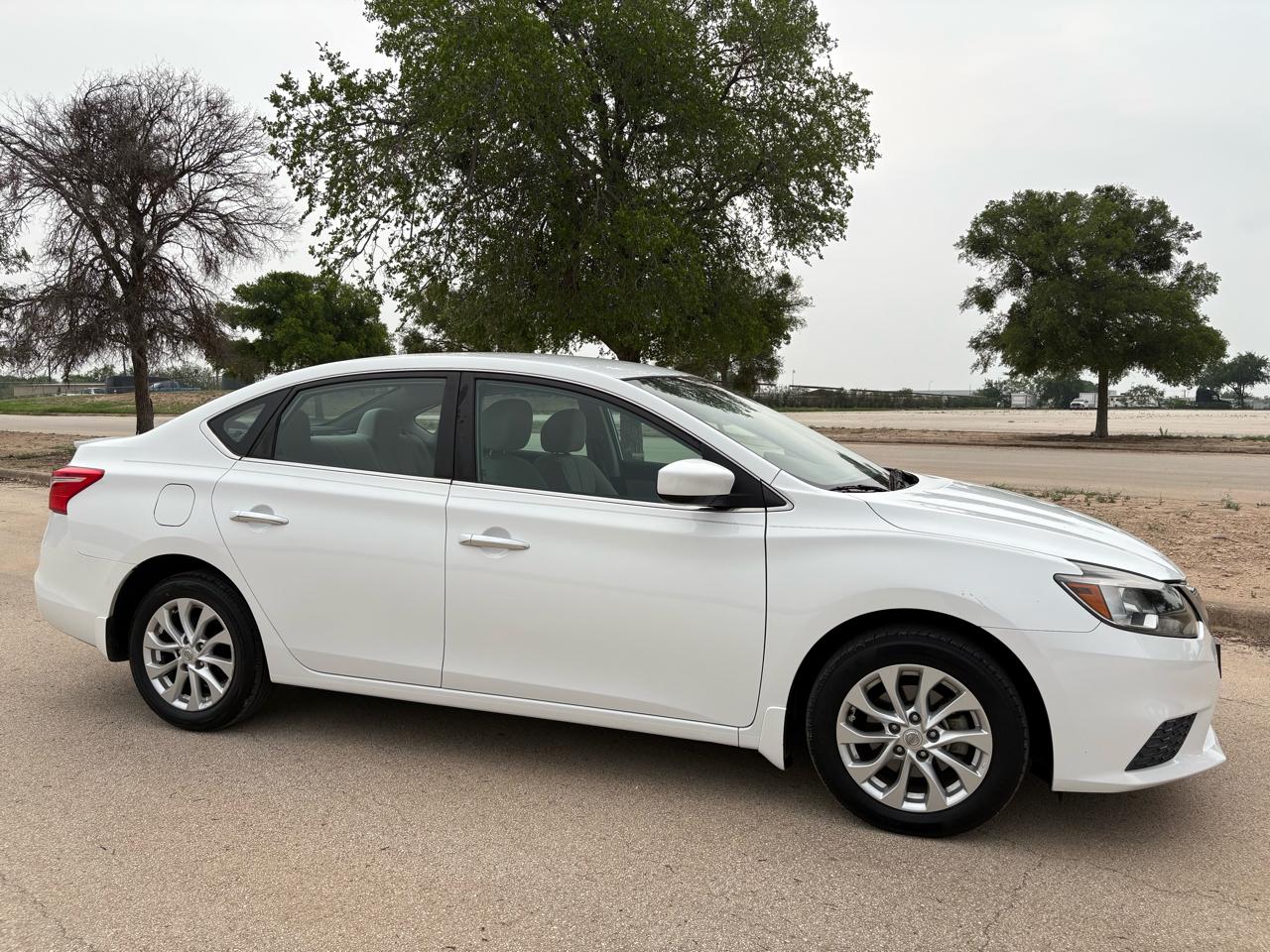 Nissan Sentra S CVT 2017