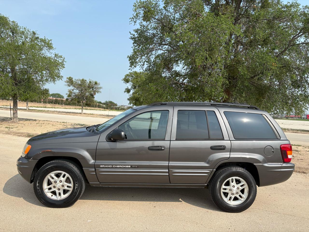 Jeep Grand Cherokee  2004