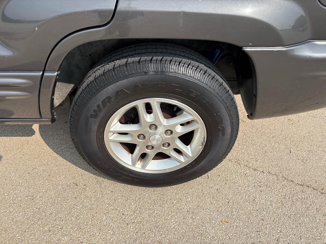 Jeep Grand Cherokee  2004