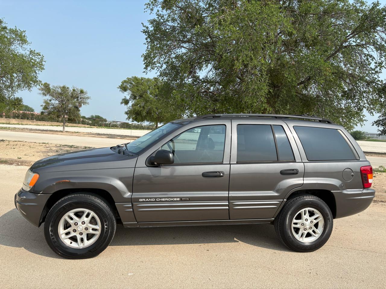 Jeep Grand Cherokee  2004
