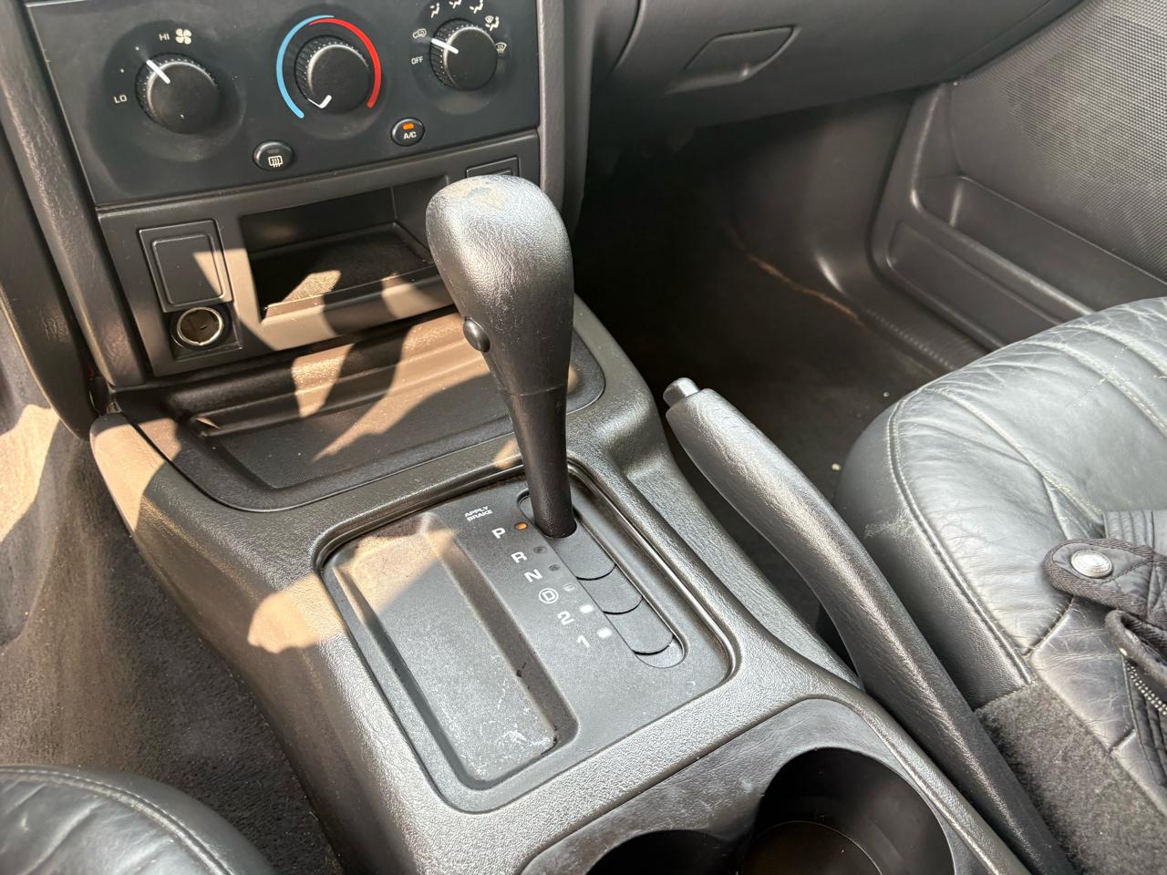 Jeep Grand Cherokee  2004