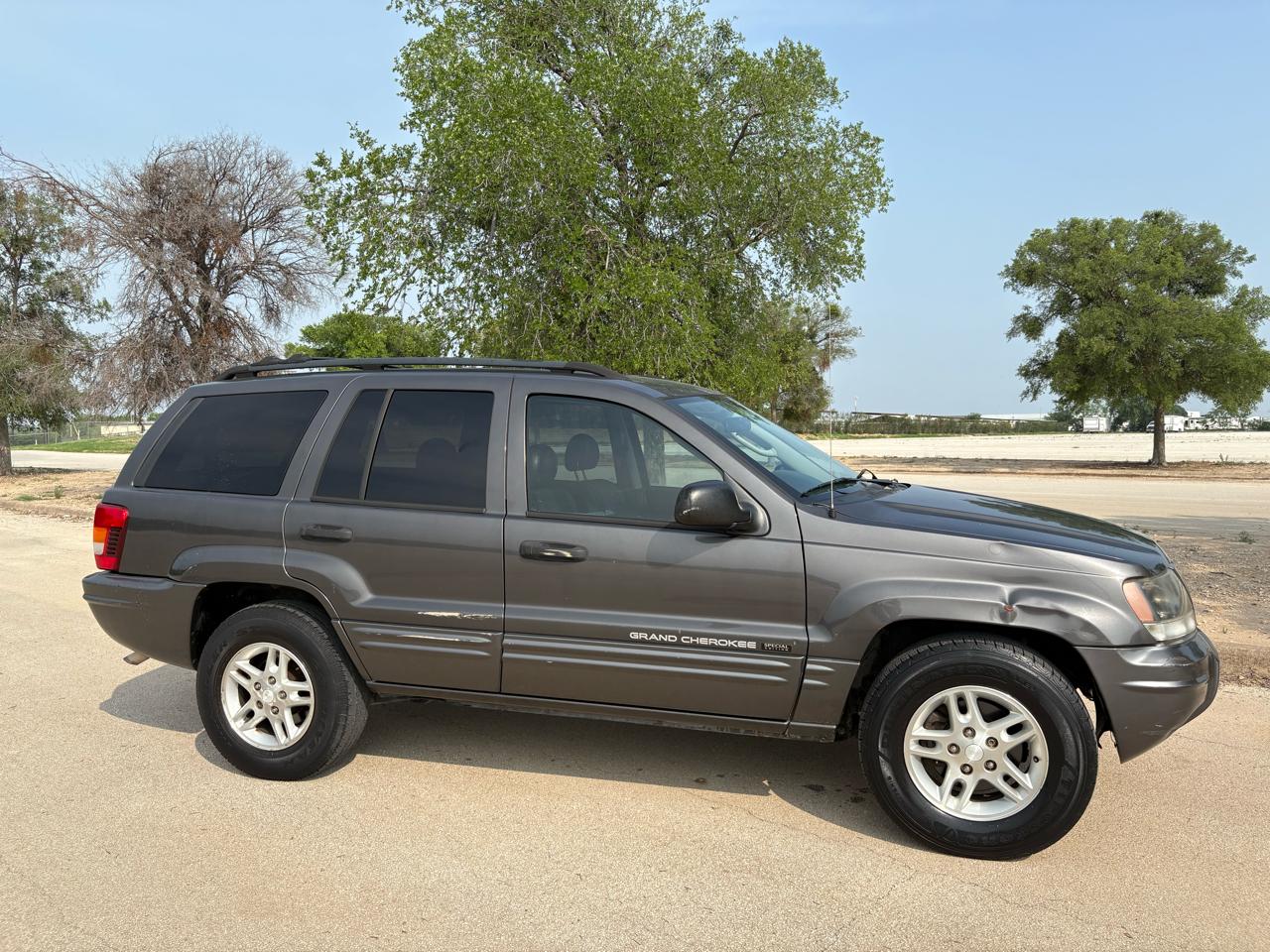 Jeep Grand Cherokee  2004