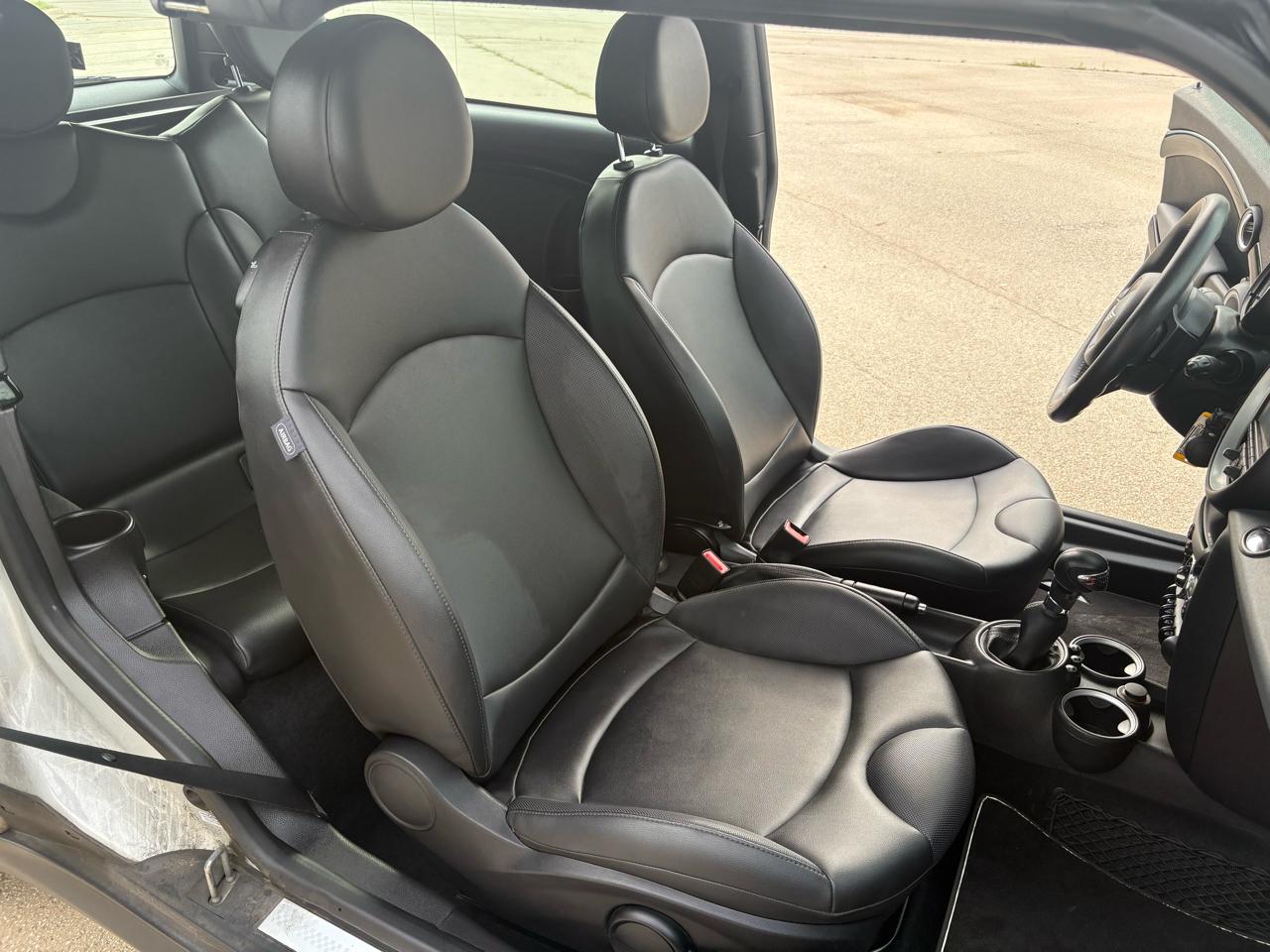 MINI Cooper Clubman  2012