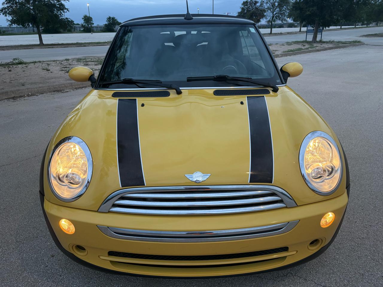 MINI Cooper Convertible 2dr 2008
