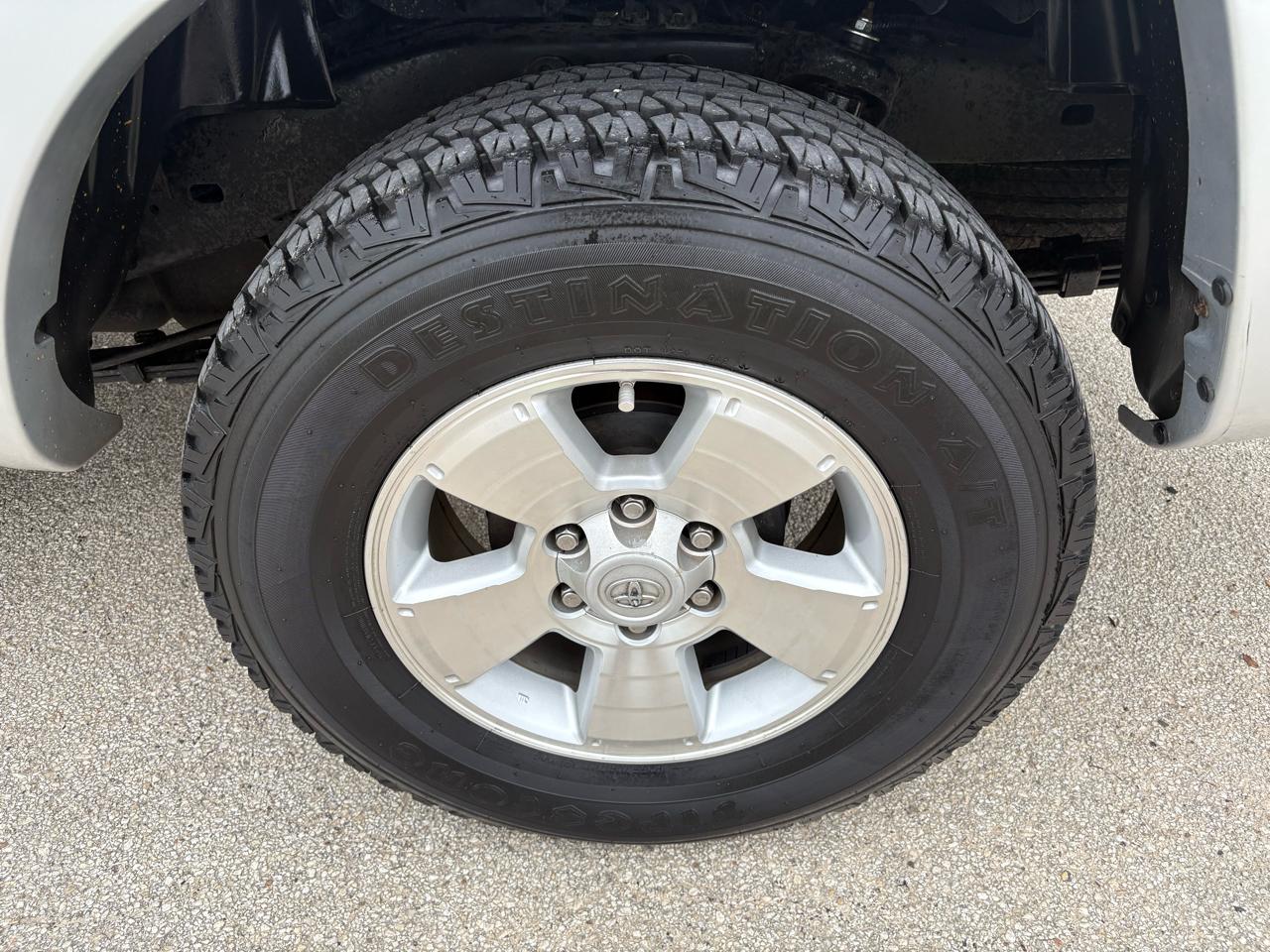 Toyota Tacoma  2010