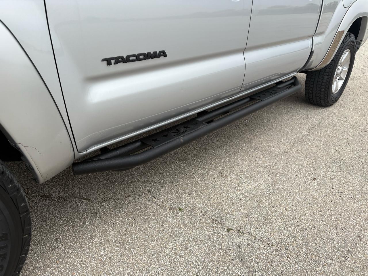 Toyota Tacoma  2010