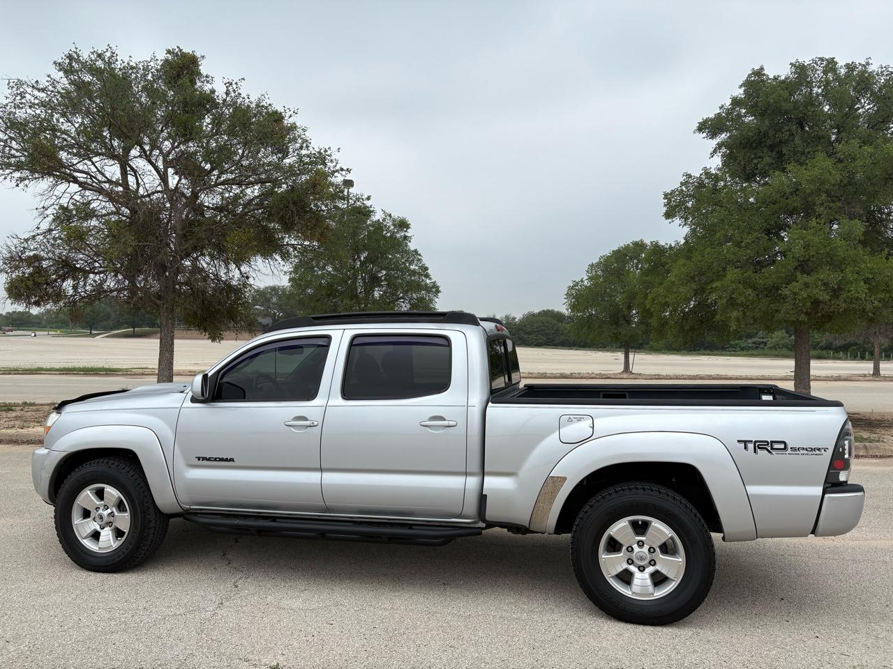 Toyota Tacoma  2010