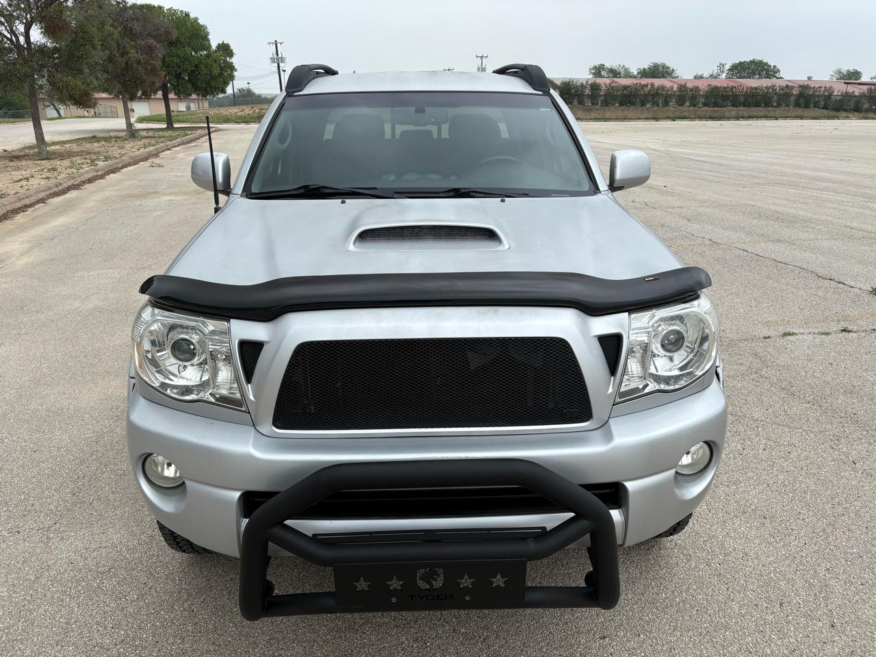 Toyota Tacoma  2010