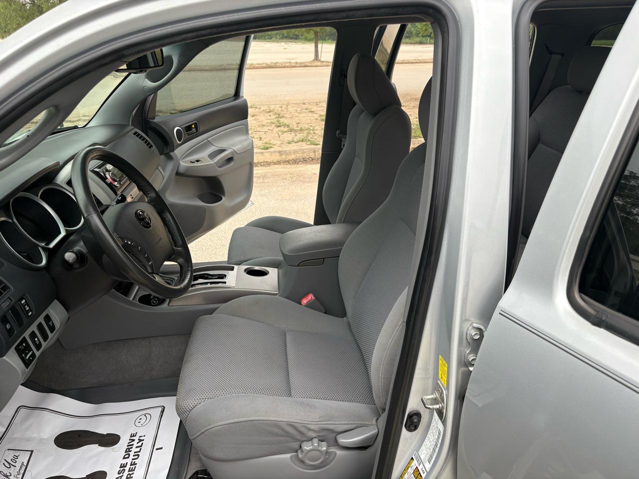 Toyota Tacoma  2010