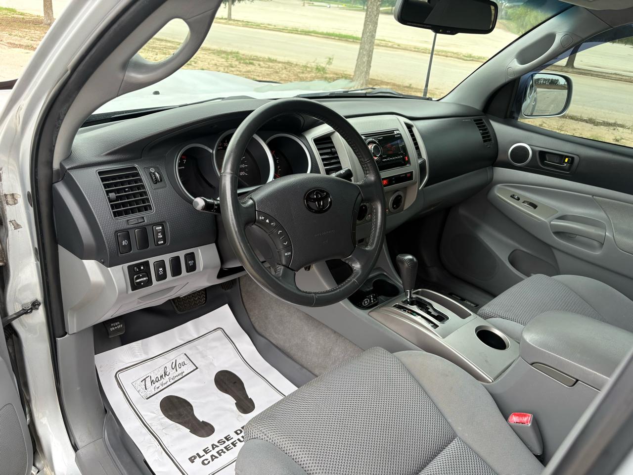 Toyota Tacoma  2010