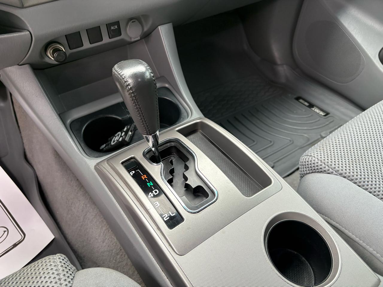 Toyota Tacoma  2010