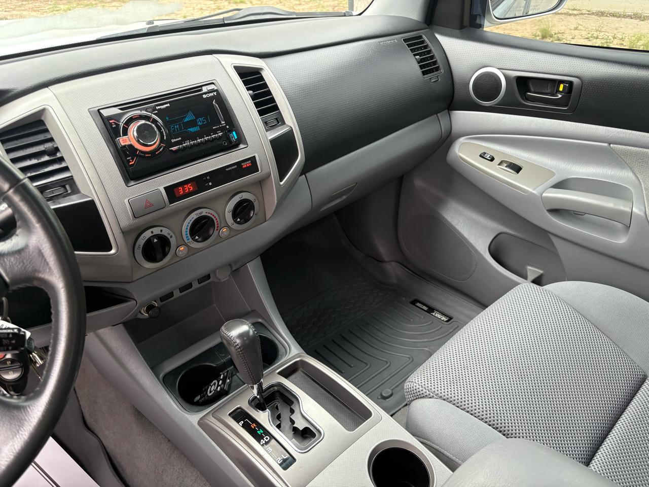 Toyota Tacoma  2010
