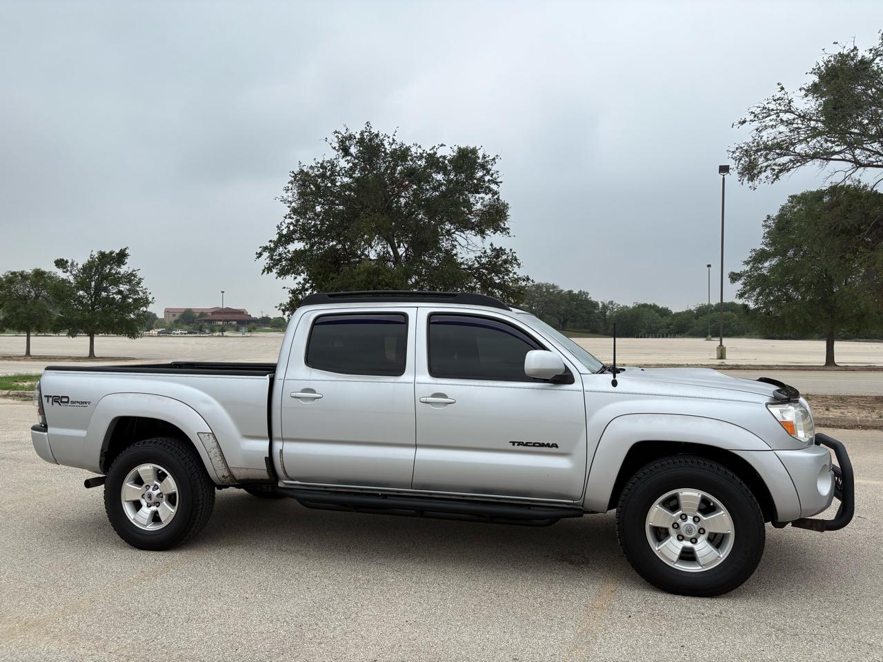 Toyota Tacoma  2010