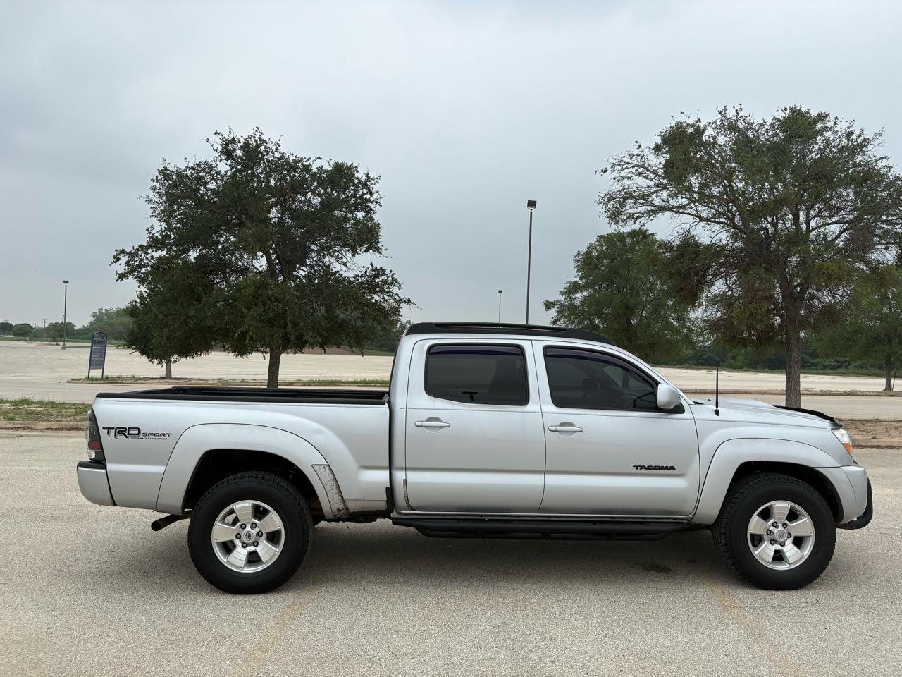 Toyota Tacoma  2010