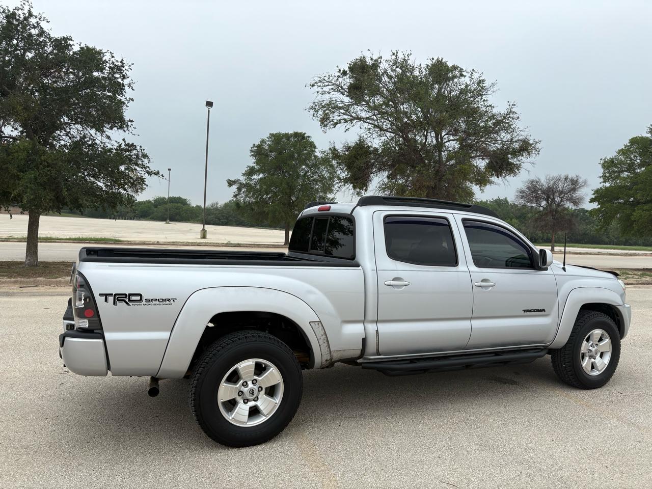 Toyota Tacoma  2010