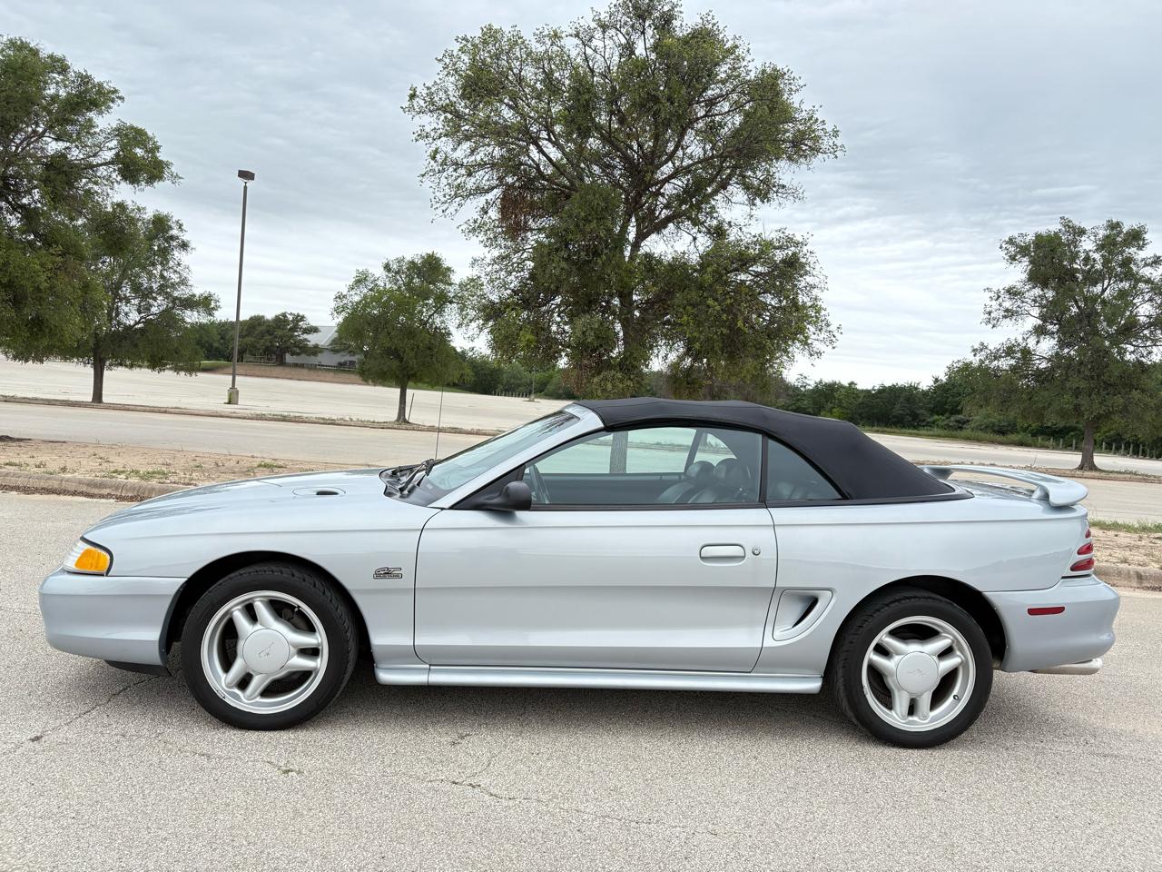 Ford Mustang 2dr Convertible GT 1994