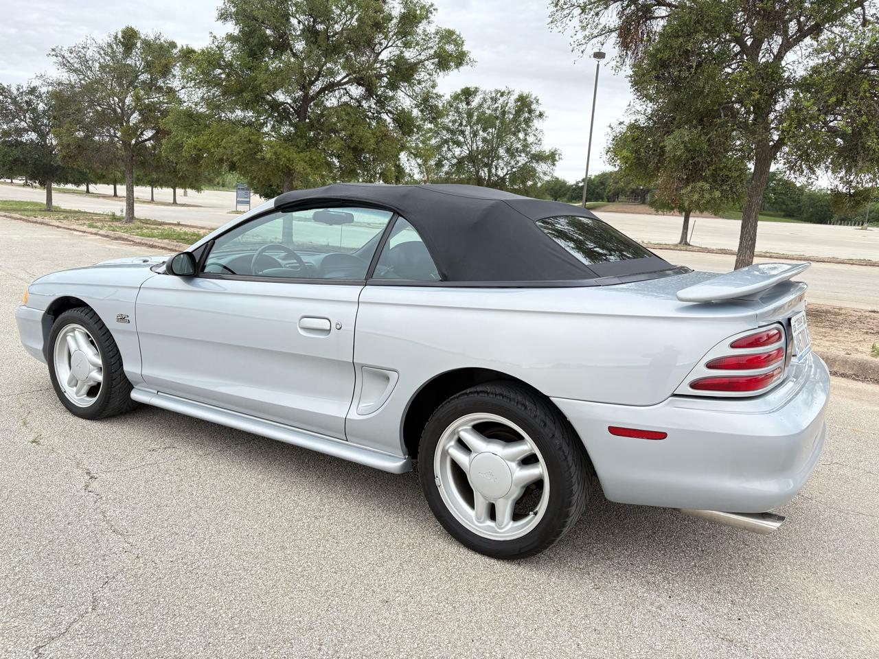Ford Mustang 2dr Convertible GT 1994
