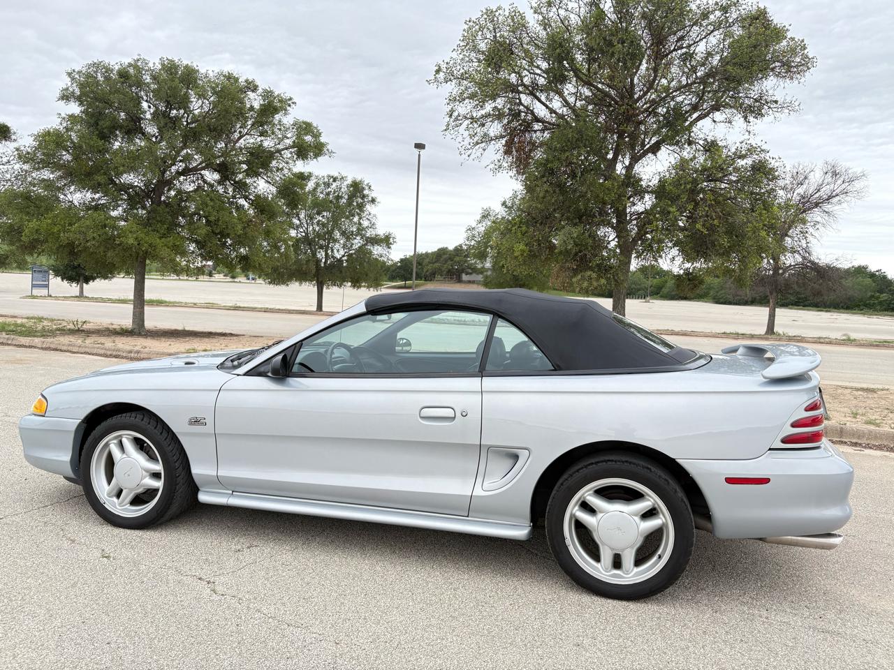 Ford Mustang 2dr Convertible GT 1994