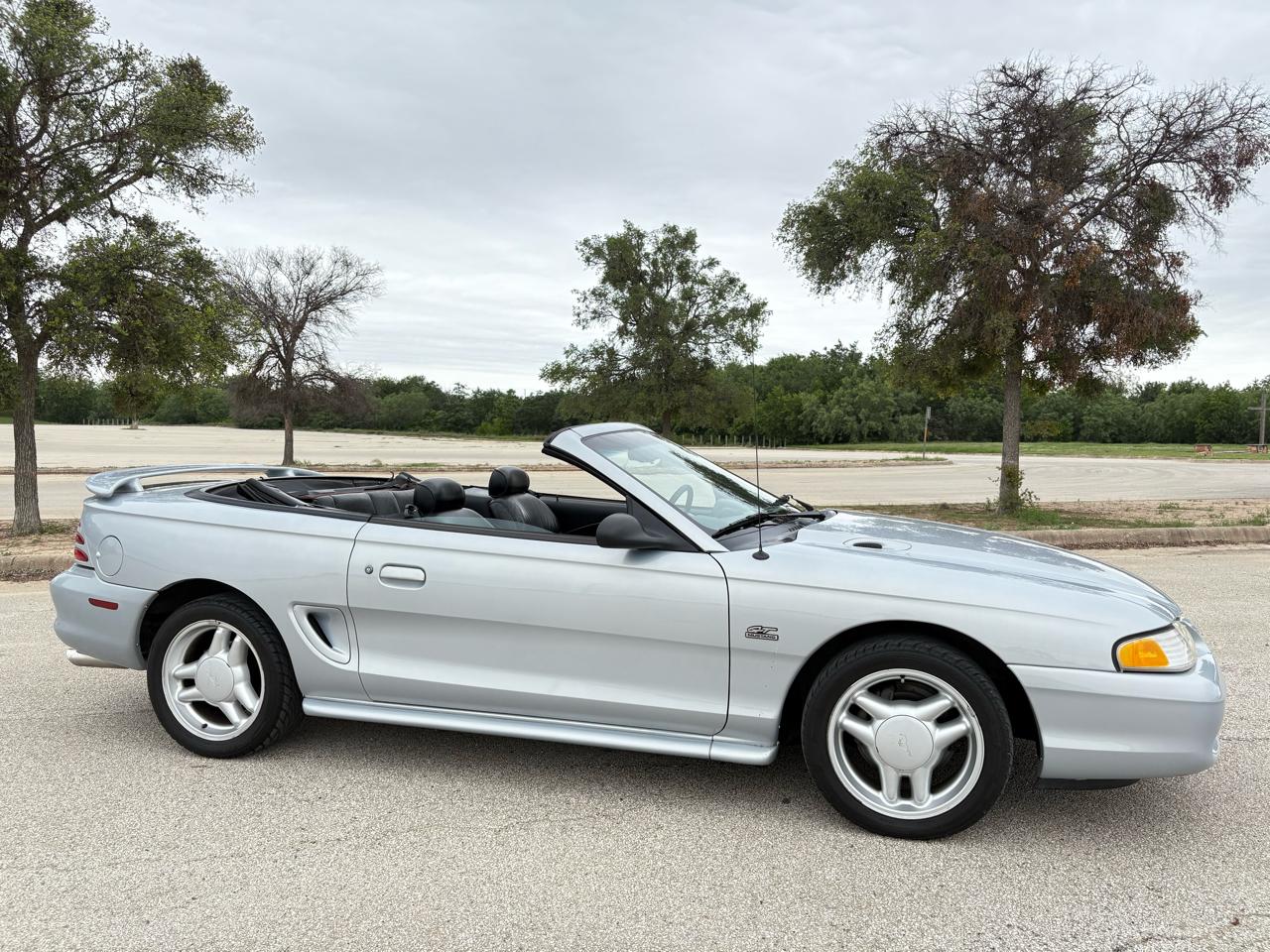 Ford Mustang 2dr Convertible GT 1994