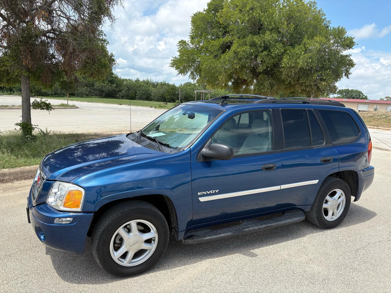 GMC Envoy 4dr 2WD SLE 2006